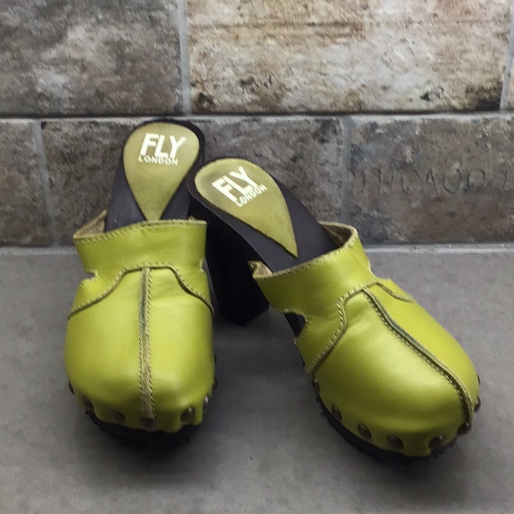 Fly London Clogs